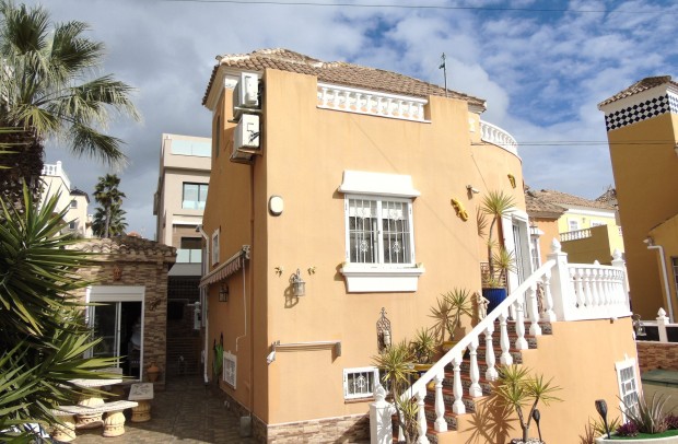 Resale - Detached House / Villa - El galán