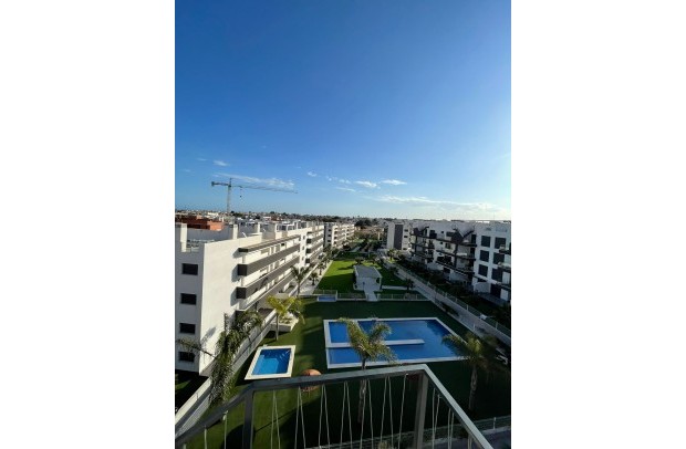 Resale - Apartment - Villamartin - Villamartín