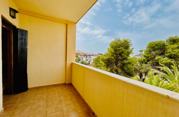 Resale - Apartment - Torrevieja - Punta Prima