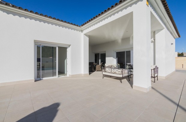 Nouvelle construction - Detached House / Villa - Pinoso - Campo