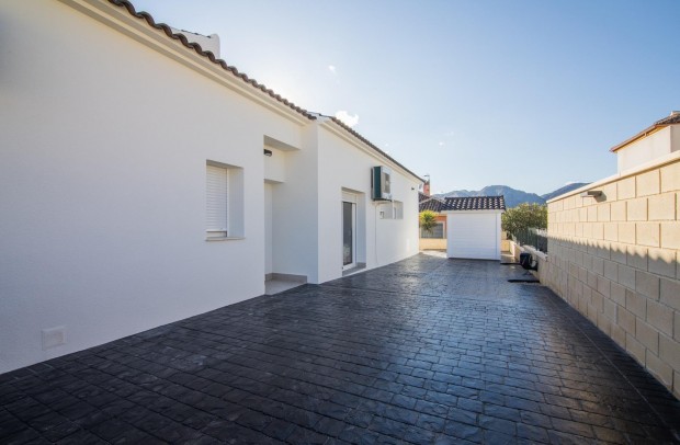 Nouvelle construction - Detached House / Villa - Pinoso - Campo