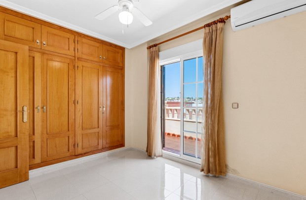 Resale - Town house - Orihuela Costa - Lomas de Cabo Roig