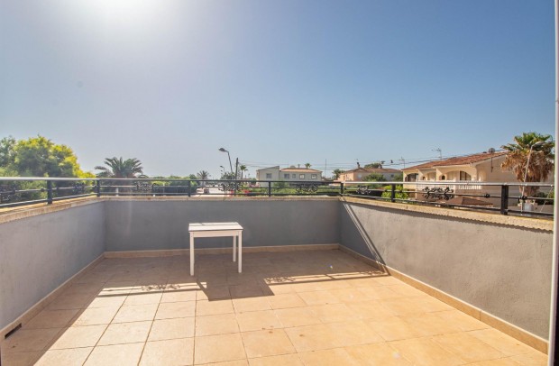 Reventa - Detached House / Villa - Torrevieja - Los balcones