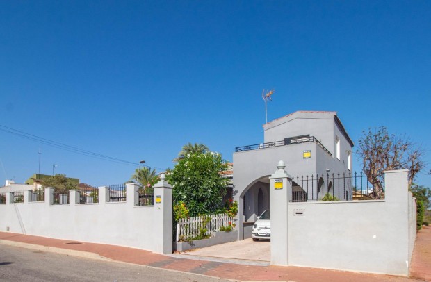 Reventa - Detached House / Villa - Torrevieja - Los balcones