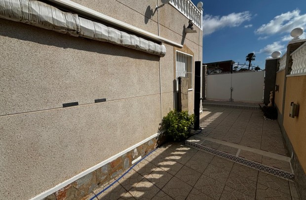 Revente - Detached House / Villa - Ciudad Quesada