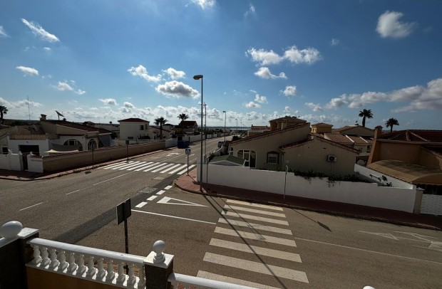 Revente - Detached House / Villa - Ciudad Quesada