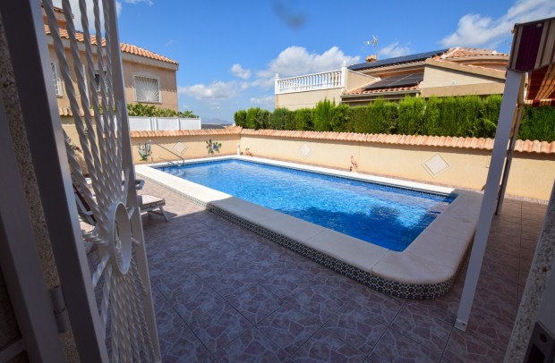 Resale - Detached House / Villa - Ciudad Quesada