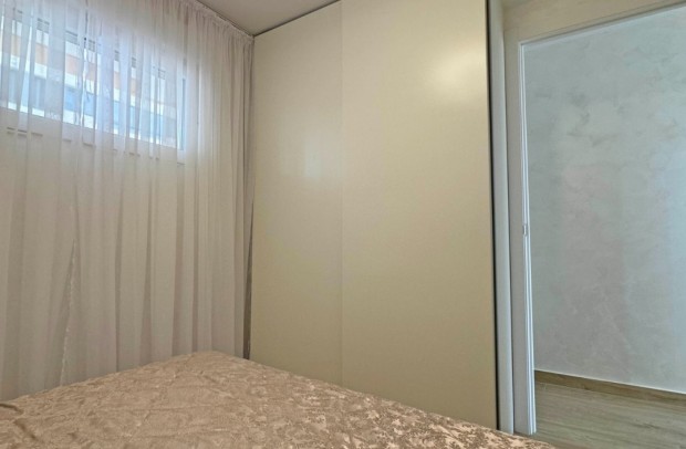 Resale - Apartment - Torrevieja - Cabo cervera