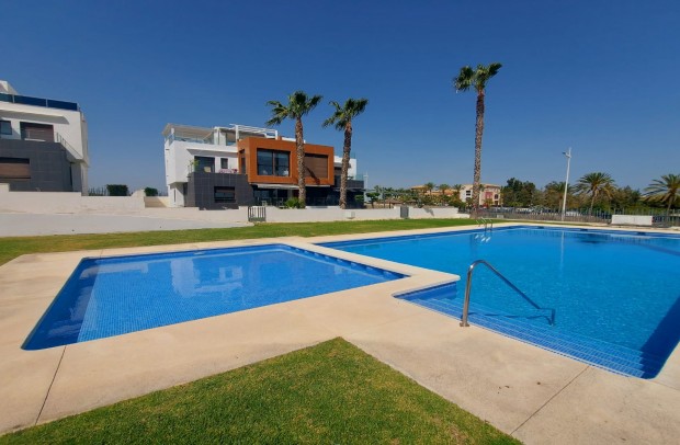 Resale - Town house - Algorfa - La Finca Golf Resort