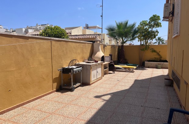 Revente - Detached House / Villa - Orihuela - Villamartín