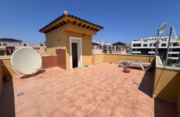 Resale - Detached House / Villa - Orihuela - Villamartín