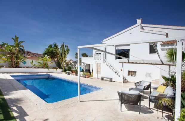 Reventa - Detached House / Villa - Ciudad Quesada