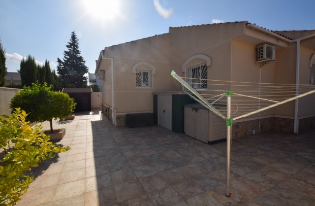 Reventa - Detached House / Villa - Benijófar - Monte Azul