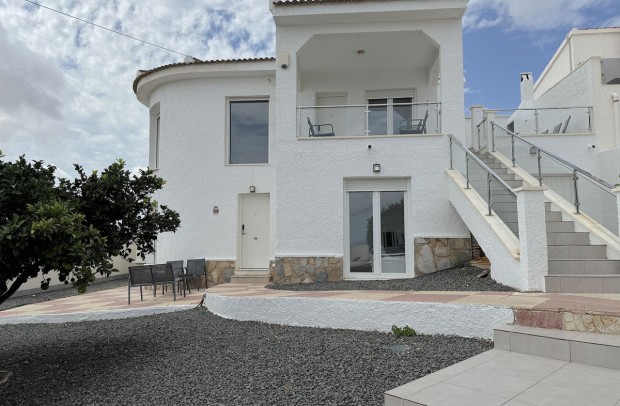 Reventa - Detached House / Villa - Ciudad Quesada