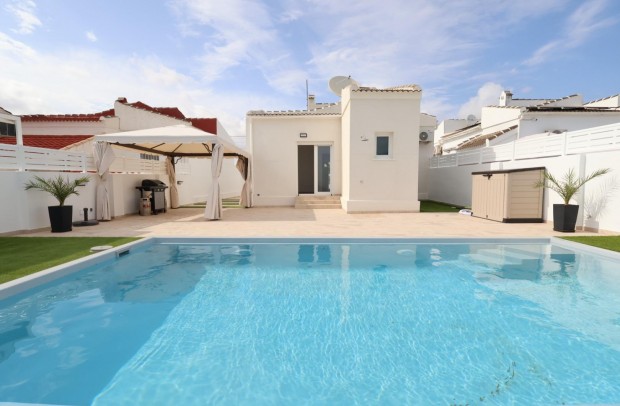 Revente - Detached House / Villa - Torrevieja - San Luis