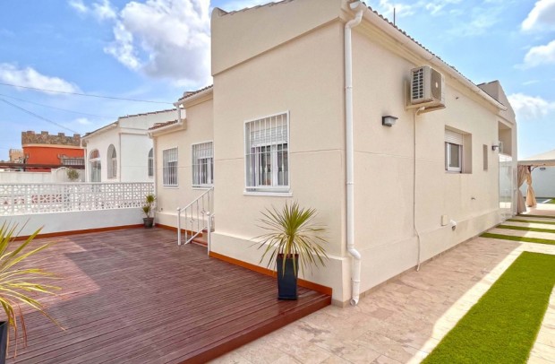 Revente - Detached House / Villa - Torrevieja - San Luis