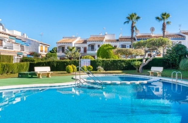 Reventa - Townhouse - Torrevieja - Lago jardin