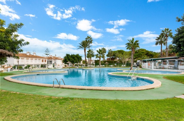 Reventa - Townhouse - Torrevieja - Lago jardin