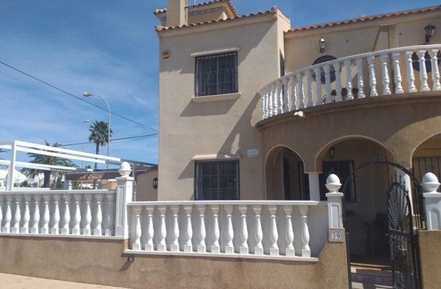 Revente - Detached House / Villa - Orihuela Costa