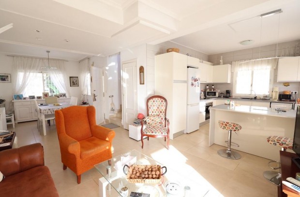 Revente - Detached House / Villa - Orihuela Costa - Playa Flamenca