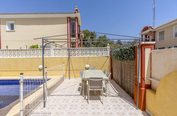 Resale - Town house - Orihuela Costa - Campoamor