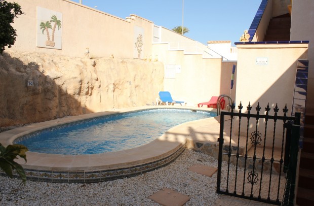 Resale - Detached House / Villa - La Zenia