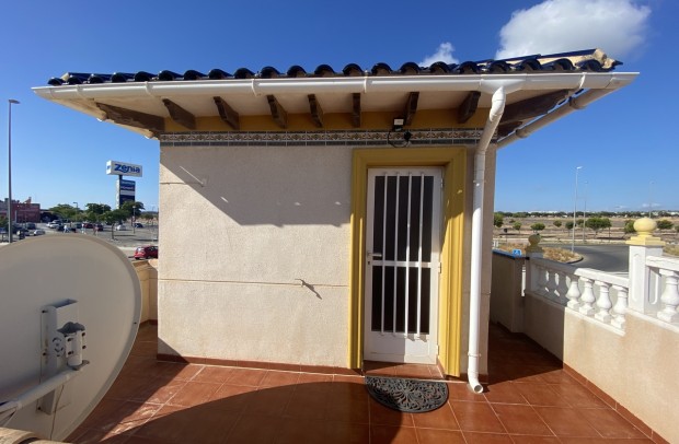 Resale - Detached House / Villa - La Zenia