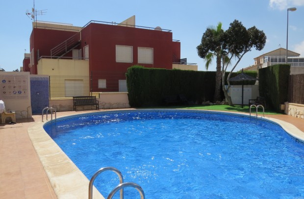 Resale - Town house - Orihuela - Villamartín