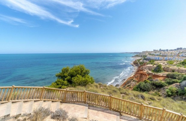 Resale - Apartment - Orihuela Costa - Campoamor