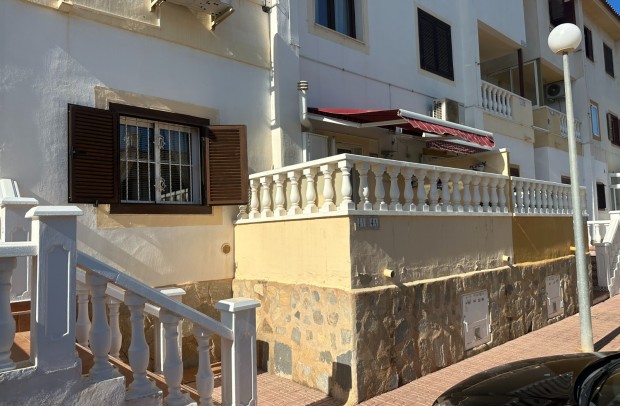 Resale - Apartment - Orihuela - Playa Flamenca