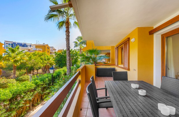 Resale - Apartment - Punta Prima - La Recoleta