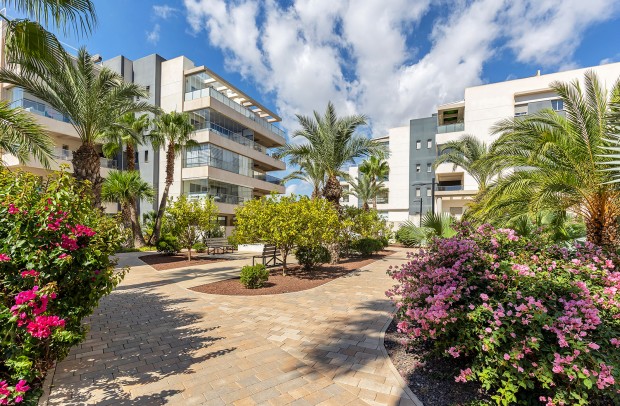 Resale - Apartment - Orihuela Costa - Villamartín-Las Filipinas