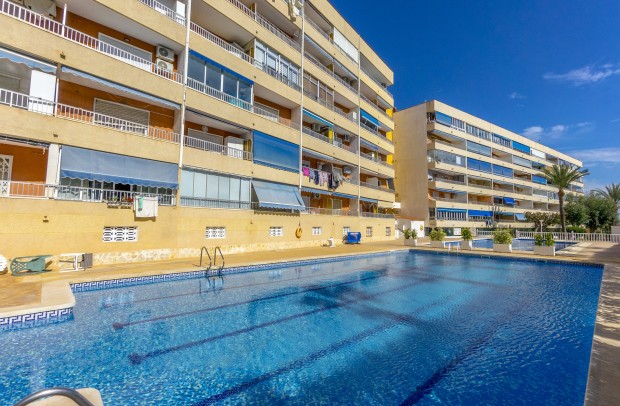 Resale - Apartment - Punta Prima - El Acequión