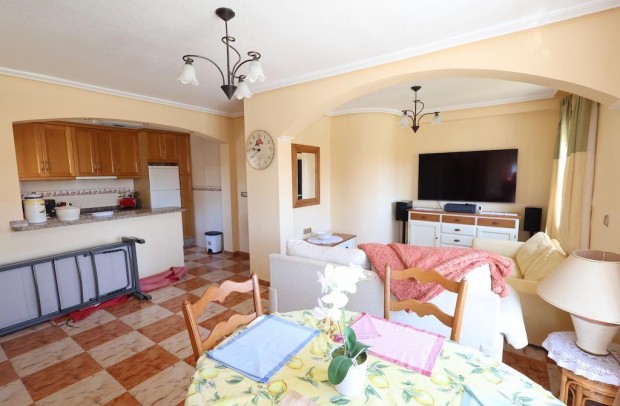 Resale - Town house - Orihuela Costa - Montezenia