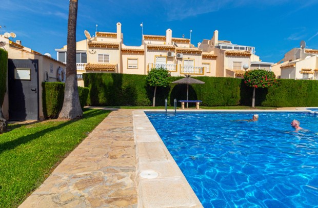 Resale - Town house - Orihuela Costa - Playa Flamenca Norte