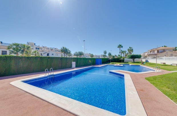 Revente - Detached House / Villa - Orihuela Costa - Los Dolses