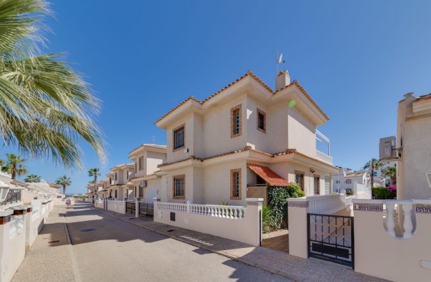 Resale - Detached House / Villa - Orihuela Costa - Los Dolses