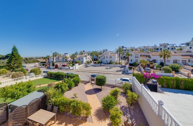 Resale - Detached House / Villa - Orihuela Costa - Los Dolses