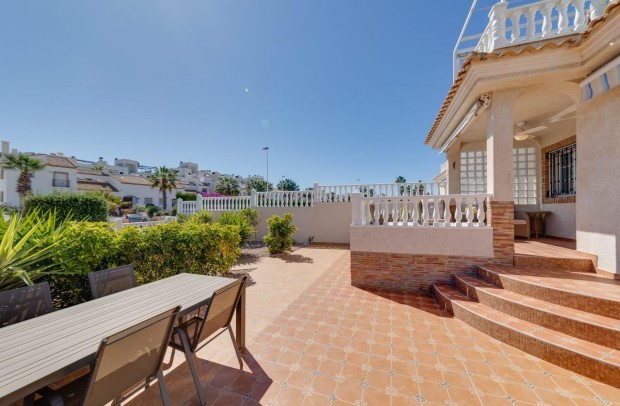 Revente - Detached House / Villa - Orihuela Costa - Los Dolses