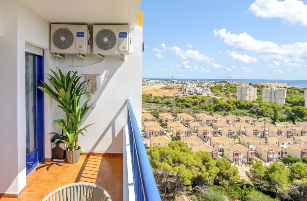 Resale - Apartment - Orihuela Costa - Campoamor