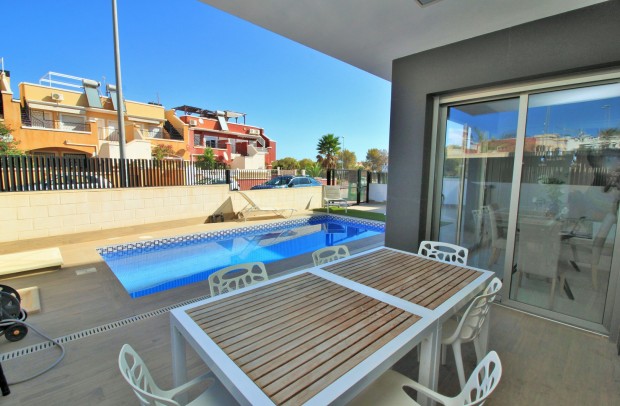 Revente - Detached House / Villa - Villamartin - Villamartín