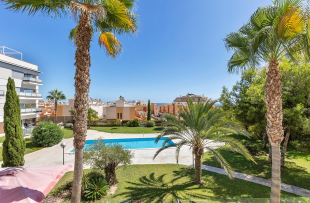 Resale - Apartment - Orihuela Costa - Villamartín-Las Filipinas