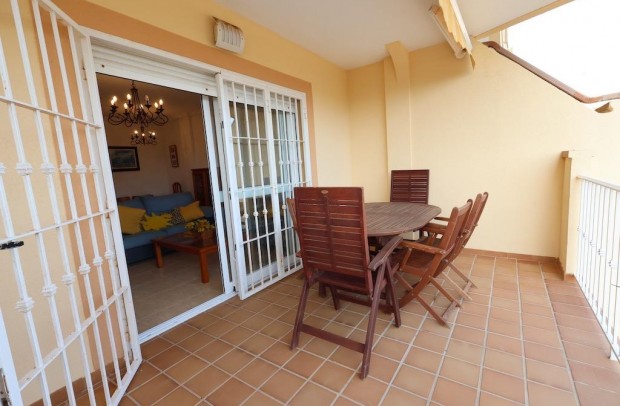 Resale - Apartment - Orihuela Costa - Campoamor