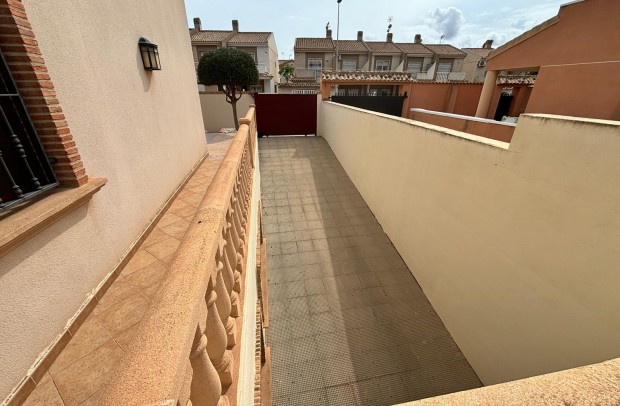 Reventa - Detached House / Villa - Torrevieja Centro - Torrevieja