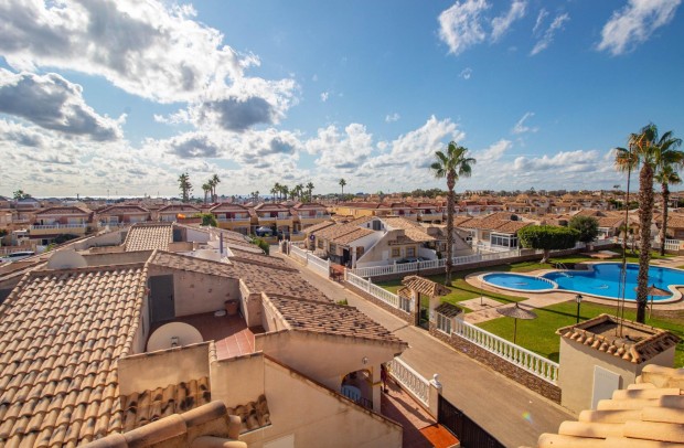 Resale - Town house - Orihuela Costa - La Zenia