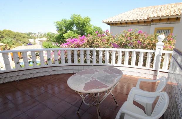 Resale - Detached House / Villa - Orihuela Costa