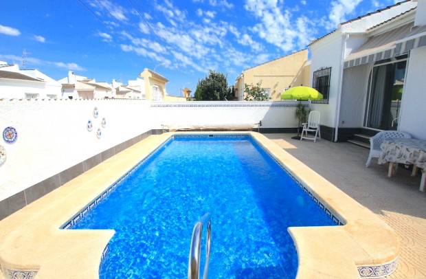 Resale - Detached House / Villa - San Luis