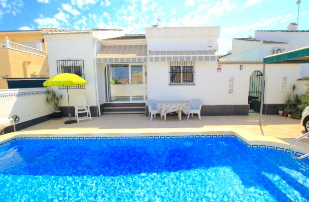 Resale - Detached House / Villa - San Luis