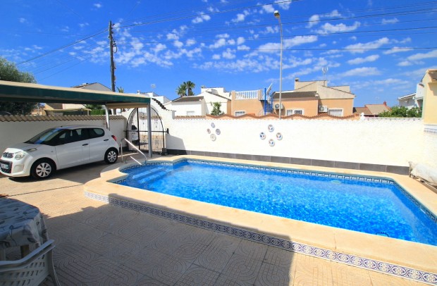 Resale - Detached House / Villa - San Luis