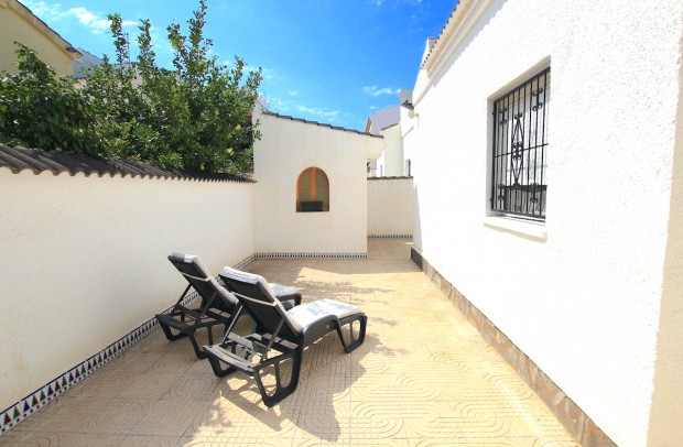 Resale - Detached House / Villa - San Luis